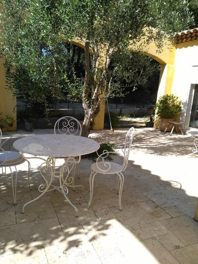 Villa De La Terre Blanche Sanary-sur-Mer Apartment
