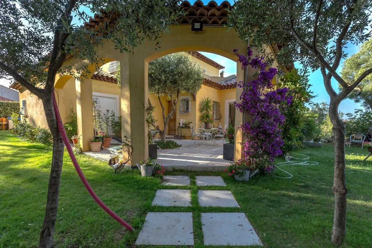 Apartment Villa De La Terre Blanche Sanary-sur-Mer