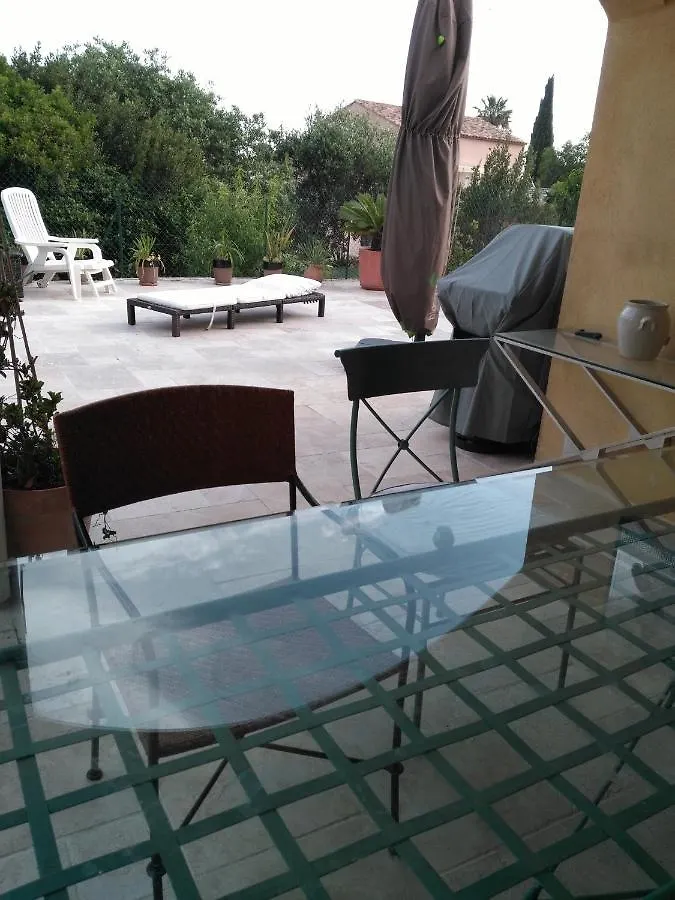 Apartment Villa De La Terre Blanche Sanary-sur-Mer France