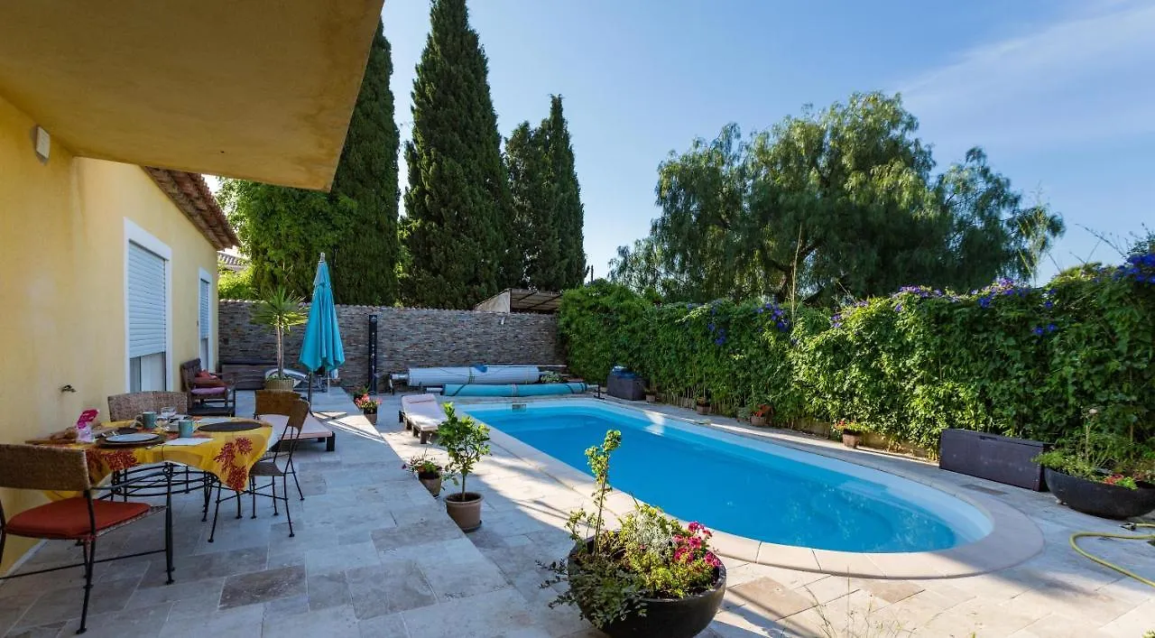 Villa De La Terre Blanche Sanary-sur-Mer Apartment
