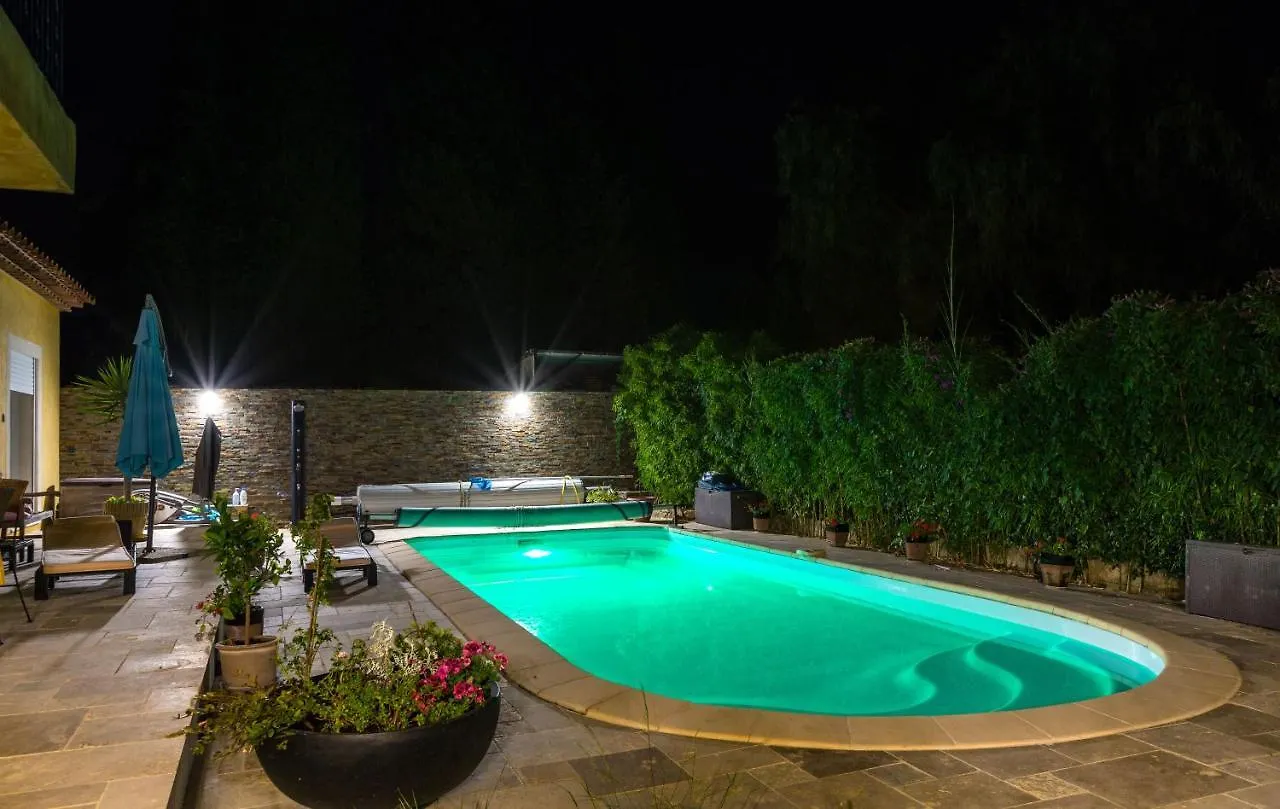 Villa De La Terre Blanche Sanary-sur-Mer 0*,